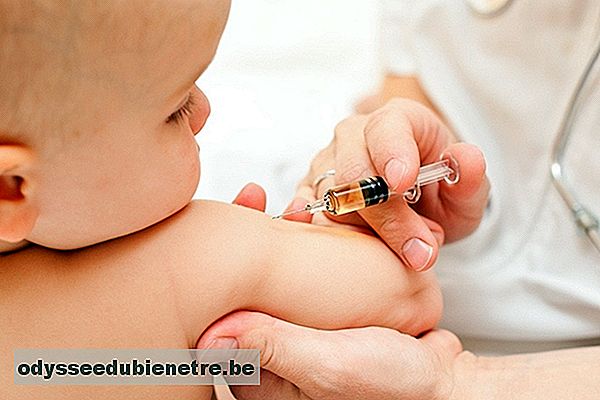 Vacina tetravalente viral contra o Sarampo, Caxumba, Rubéola e Catapora