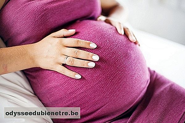 Barriga dura na gravidez é sinal de contração